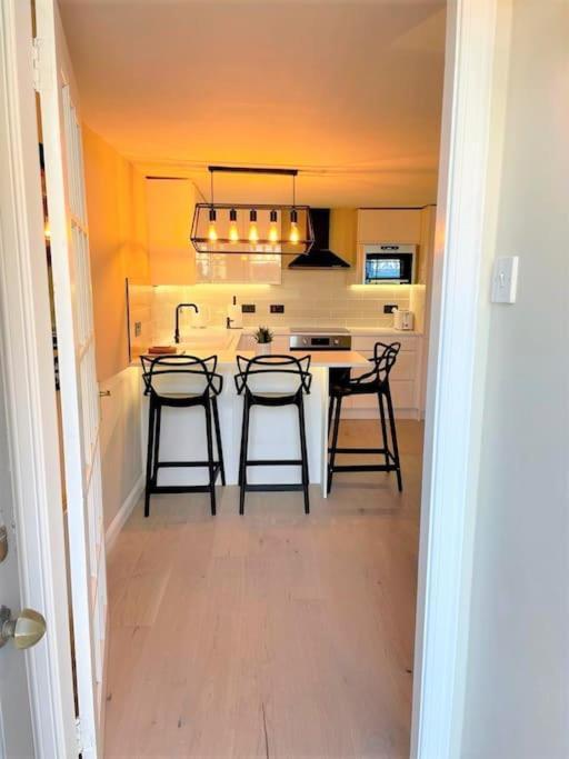 Stylish, Central And Cosy 1Bd Nr Canongate Édimbourg Extérieur photo